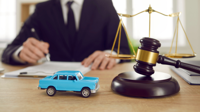 Leilão judicial de imóveis: oportunidades estratégicas para empresários e investidores do setor imobiliário 2 Invista com estratégia: leilões judiciais sob a visão de Christian Zini Amorim.