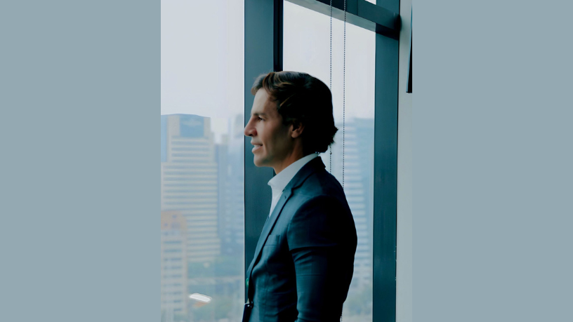 Ian dos Anjos Cunha explica os princípios do SUS e sua importância para a saúde pública brasileira.