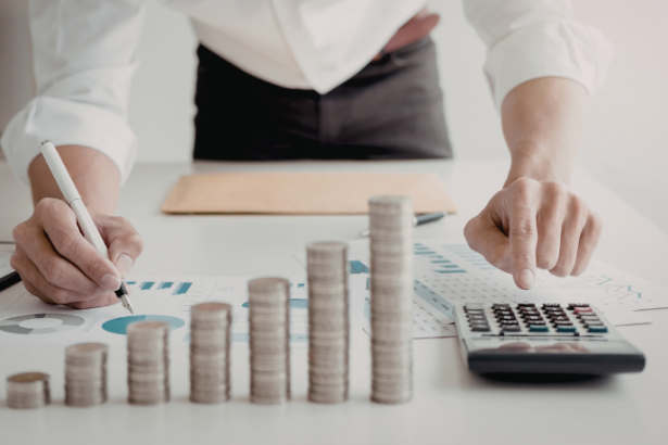 As expectativas e seu papel na formação dos preços financeiros com Danilo Regis Fernando Pinto.